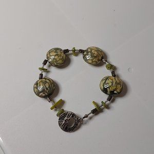 Green Shell And Glass Bead Bracelet